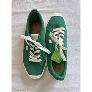 Cariuma Organic Cotton Green Canvas Sneakers With Raw Natural Rubber  9 W 7.5 M